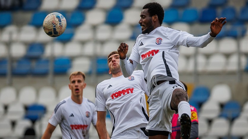 Karlovac - Dugopolje 0:3: Gosti i s igračem manje do velike pobjede na Čavleku