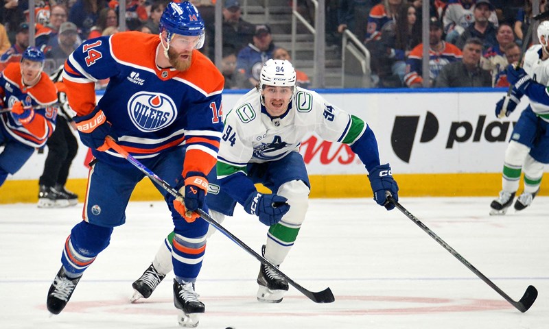 NHL: Pet golova Oilersa u jednoj trećini, Connor u posljednjoj minuti srušio Colorado, Ovečkin slavio protiv Crosbyja