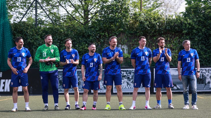 Nogometne legende odale počast Nikoli Pokrivaču na Klinčeku