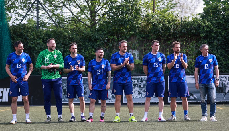 Nogometne legende odale počast Nikoli Pokrivaču na Klinčeku