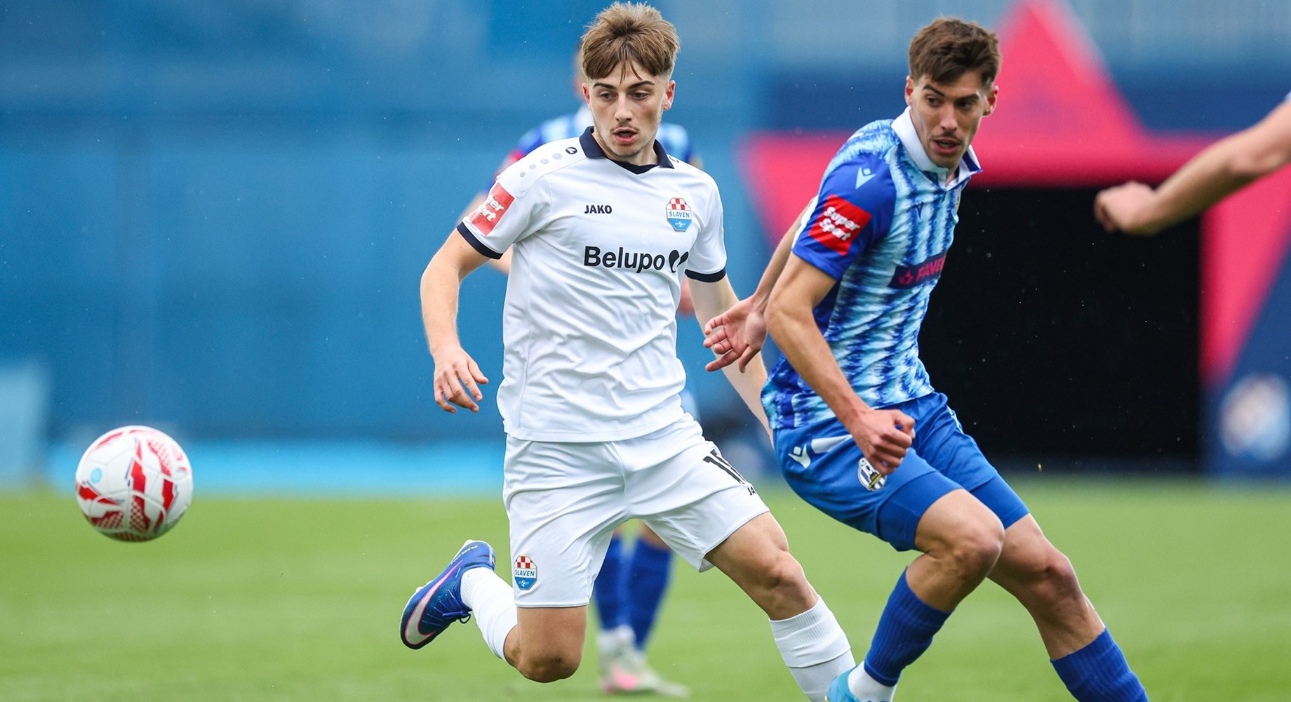 Lokosi se potpuno vratili u borbu za Europu, Farmaceuti nisu pronašli lijek za domaćina