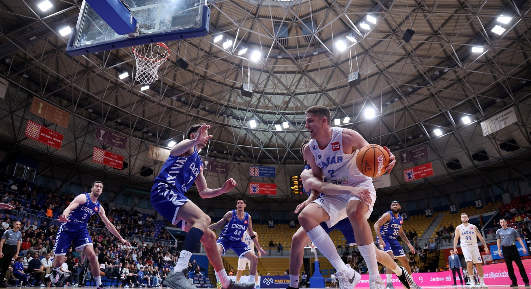 Cibona prekinula negativan niz i svladala Zadar nakon 12 poraza