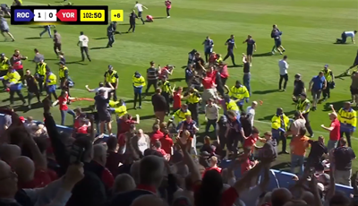 Ludnica u 'finalu' National lige! Navijači su već slavili titulu, ali uslijedio je hladan tuš u 103. minuti