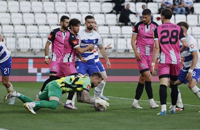 Osijek - Lokomotiva 0:0: Puno borbe, ali bez golova, svakom po bod na Opus Areni