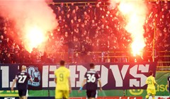 Disciplinski sudac kaznio Dinamo, Hajduk i Istru 1961 zbog korištenja pirotehnike