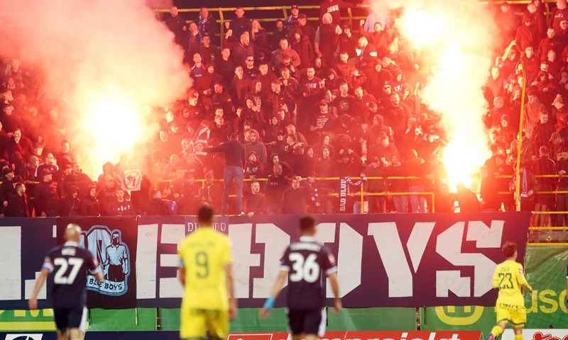 Disciplinski sudac kaznio Dinamo, Hajduk i Istru 1961 zbog korištenja pirotehnike