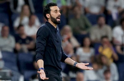 Potpuni raskol u Real Madridu: Igrač zabranio treneru da mu se obraća i zatražio izbacivanje iz momčadi