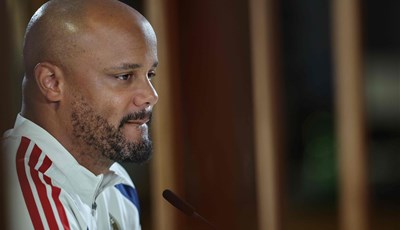 Dok Enrique slavi, Kompany ogorčen sudačkim odlukama: 'Uključite malo zdravi razum, ovo je smiješno'