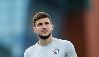 Najava za Hajduk? Pogledajte bombetinu Nike Galešića na treningu Dinama