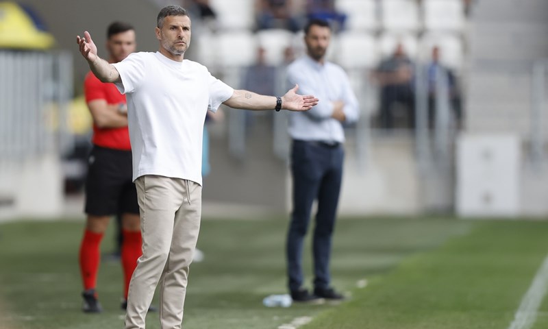 Radotić: 'Nije mi baš fora da ja uz liniju imam više energije nego što je ima na terenu'