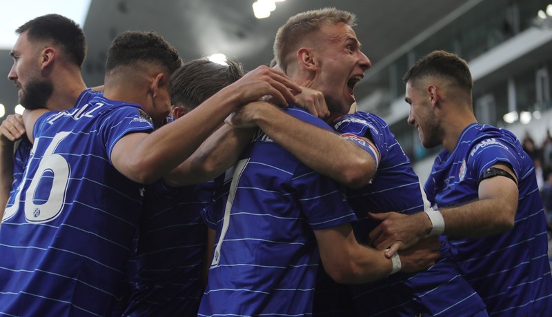 Dinamo - Rijeka: Dinamo na krilima Stojkovića do 18. trofeja SuperSport Hrvatskog nogometnog kupa