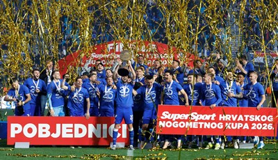 Preslika sezone u finalu SuperSport Hrvatskog nogometnog kupa, Dinamo ostavio Rijeku bez šanse