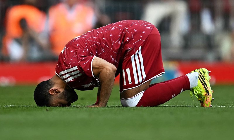 Emotivan oproštaj Salaha i Robertsona: Liverpool remijem zaključio sezonu na Anfieldu