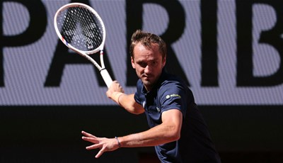 Prva velika senzacija u Parizu: Medvedev ispao već u prvom kolu Roland-Garrosa
