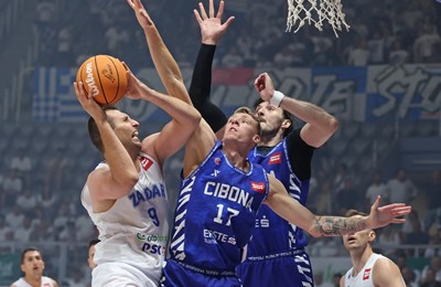 Cibona pobjedom u Zadru do breaka i vodstva u finalnoj seriji SuperSport Premijer lige