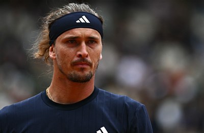 Zverev pobjedom protiv Menšika do finala, Arnaldi predao meč Cobolliju