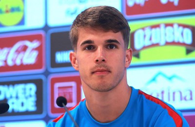 Fabrizio Romano: 'Brighton i Tottenham dogovorili su transfer Luke Vuškovića'
