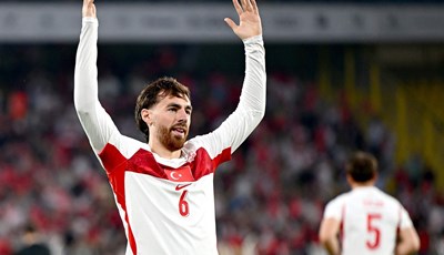 Turska - Paragvaj 0:1: Turci u nevjerojatnom raspletu već nakon drugog kola ostali bez šanse za prolaz