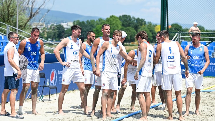 Savršen start na Jarunu: Hrvatske reprezentacije pobjedama otvorile Svjetsko prvenstvo u rukometu na pijesku