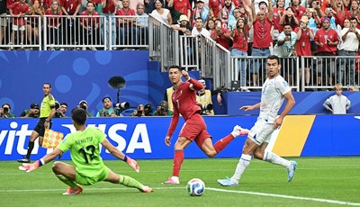 Portugal - Uzbekistan 5:0: Ronaldov dan u Houstonu, Cannavarovi izabranici teško stradali