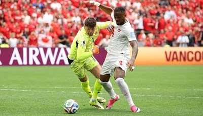 Švicarska - Kanada 2:1: Domaćin bez prvog mjesta u skupini, Kobel spustio rampu
