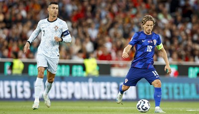 ANKETA: Koga biste radije trenutačno imali u svojoj momčadi, Modrića ili Ronalda?