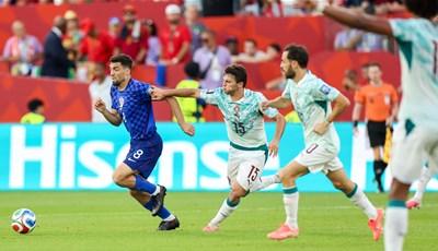 Ustati pa reći - Mateo Kovačić