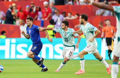 Ustati pa reći - Mateo Kovačić