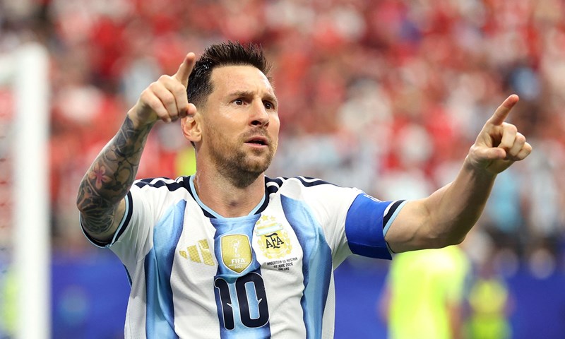 Još jedan kiks Fife na Svjetskome prvenstvu: Sudac prekršio pravilo u korist Argentine