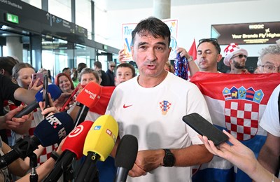 Dalić po slijetanju u Zagreb poslao zagonetnu poruku: 'Ovo je definitivno kraj jedne ere'