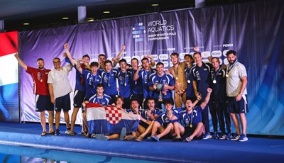 Hrvatski U-18 vaterpolisti postali svjetski prvaci nakon dugih deset godina