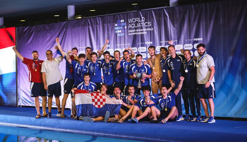 Hrvatski U-18 vaterpolisti postali svjetski prvaci nakon dugih deset godina