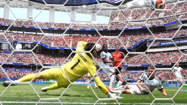 Courtois: 'Osjećao sam bol, ali mogao sam ostati na golu'