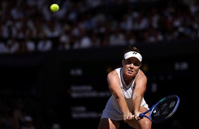 Premijerni Grand Slam naslov za Lindu Noskovu: Mlada Čehinja nakon velike drame u tri seta osvojila Wimbledon