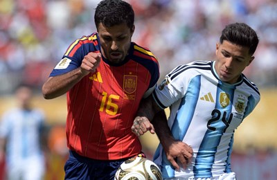 Španjolska - Argentina 1:0: Španjolska dominantom igrom do drugog naslova svjetskog prvaka!
