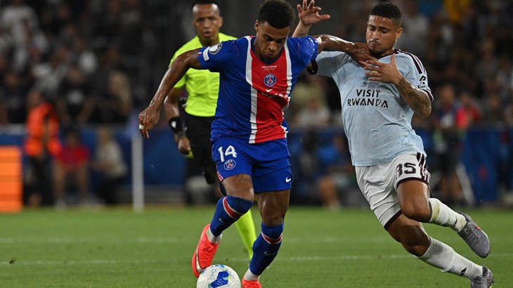 PSG - Aston Villa 2:1: Kako je Doue kaznio Cashovu neopreznost i donio PSG-u prvu titulu u novoj sezoni