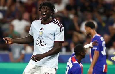 Tko je 'novi Lukaku' Brian Madjo? Ispisao je povijest protiv PSG-a, a Aston Villa je zbog njega išla na sud