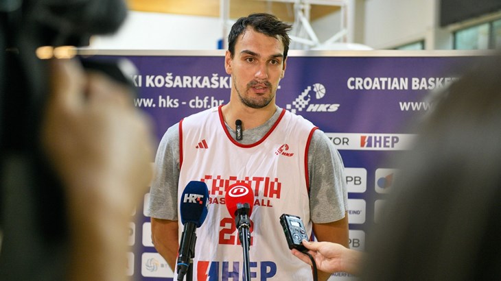 Šarić imao večer za zaborav, Efes teško poražen kod Olympiakosa