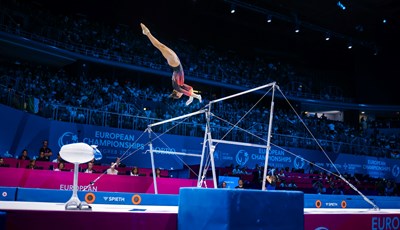 Spektakl u Areni Zagreb: 16-godišnja Colas šokirala favoritkinje na gredi, Meljnikova uzela zlato na preskoku