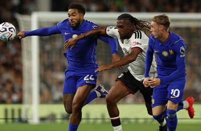 Prijatelji debitirali na suprotnim stranama: Xabijev Chelsea slavio na Craven Cottageu