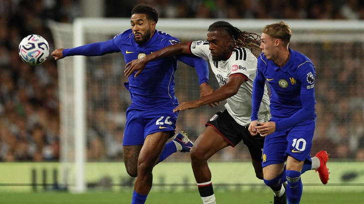 Prijatelji debitirali na suprotnim stranama: Xabijev Chelsea slavio na Craven Cottageu