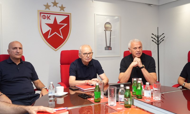 Prijava protiv Crvene Zvezde stigla u Uefu: Zbog veličanja ratnog zločinca traže izbacivanje iz europskih kupova