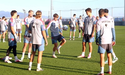 Matanović morao preskočiti trening, Vatreni odradili novi dan treninga