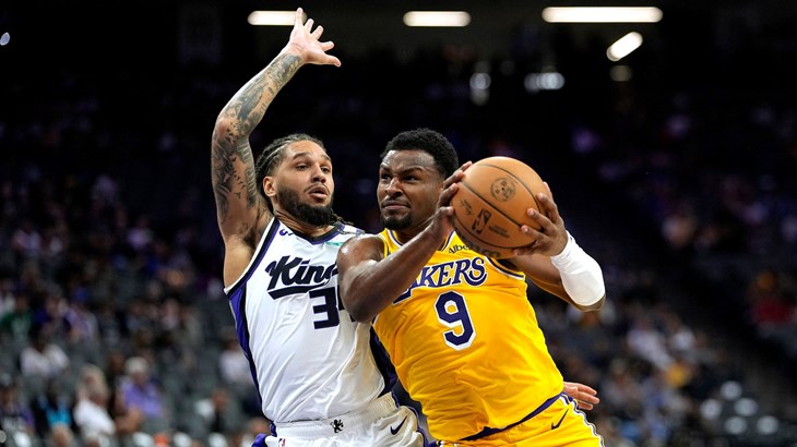 VIDEO Luka Dončić obilježio NBA večer nevjerojatnim šutom, Lakersi do pobjede protiv Sacramenta