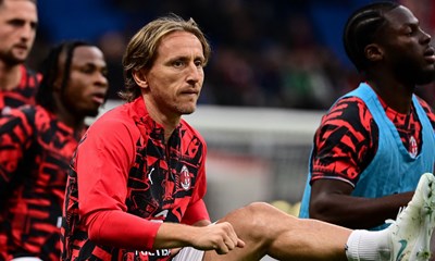 Milan sprema promjene u sastavu, Modrić bi mogao ostati na klupi zbog velikog derbija