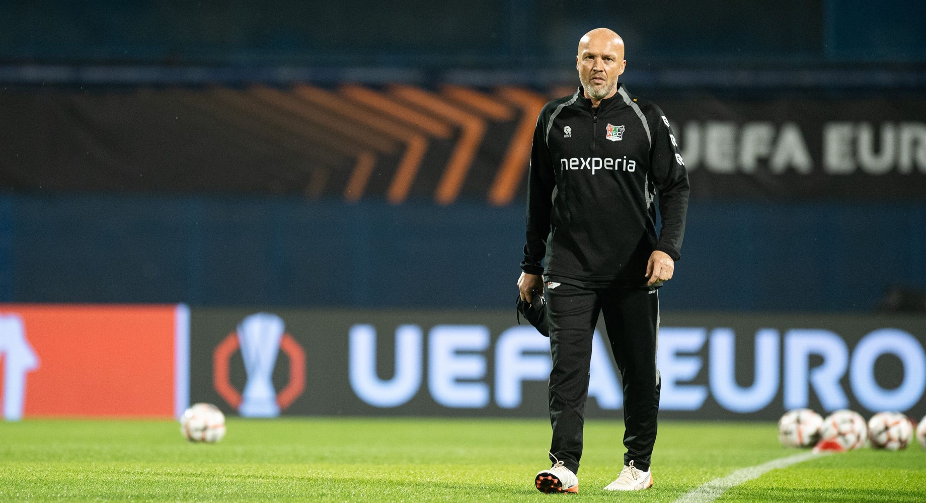 Radio je na baušteli te s bratom vodio Bundesligaša. Upoznajte trenera NEC-a Dicka Schreudera