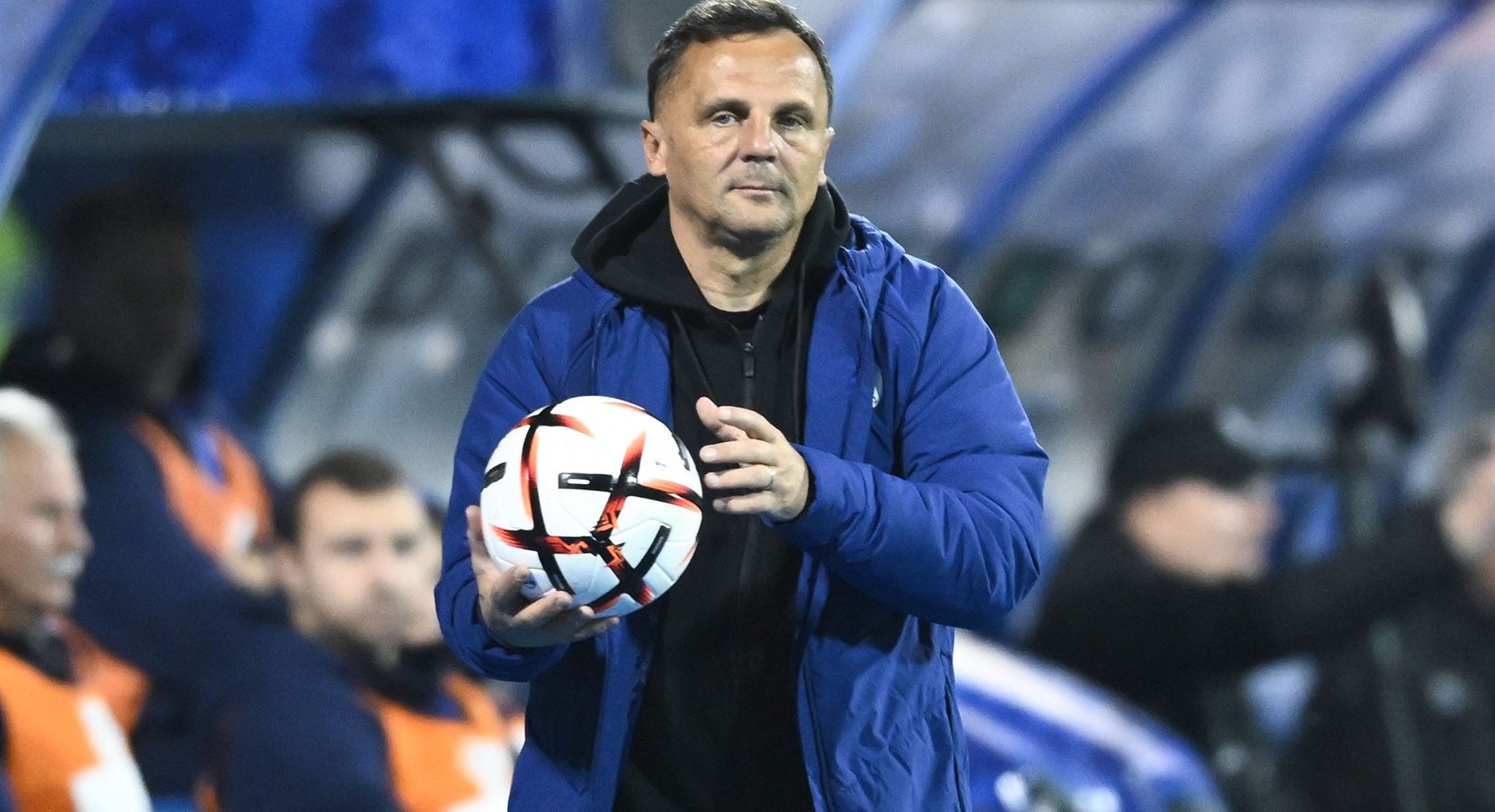 Ako Dinamo želi u dobrom raspoloženju dočekati kraj sezone, morat će vrlo brzo povlačiti 'bolne poteze'