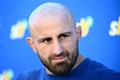 Volkanovski ‘ugasio’ neporaženog Evloeva! Prvak ga srušio i završio u drugoj rundi