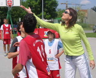 Slika 2 od 3.