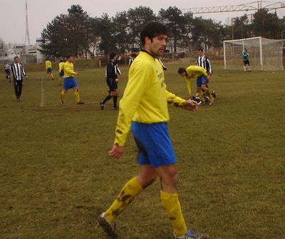 Slika 2 od 3.